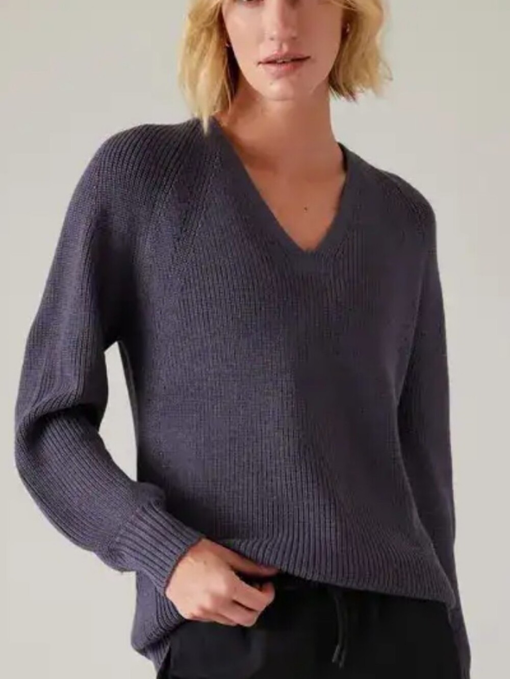 Athleta Hanover V-Neck Dusk Violet Cozy Merino Wool Blend, Ribbed, Sweater, M